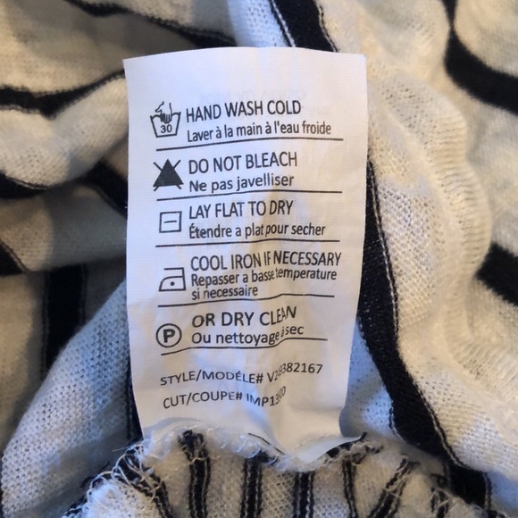 Vince Linen Striped long sleeved lightweight semi-sheer comfy top - Picture 11 of 11